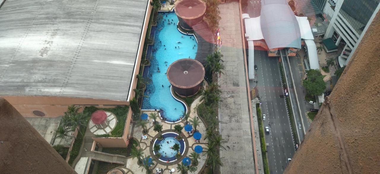 Town Place Apartments At Times Square Kl 쿠알라룸푸르 외부 사진